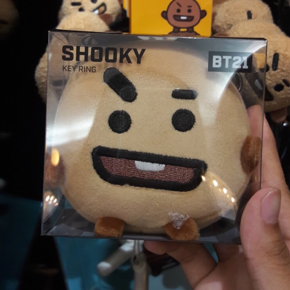 bt21 shooky keychain